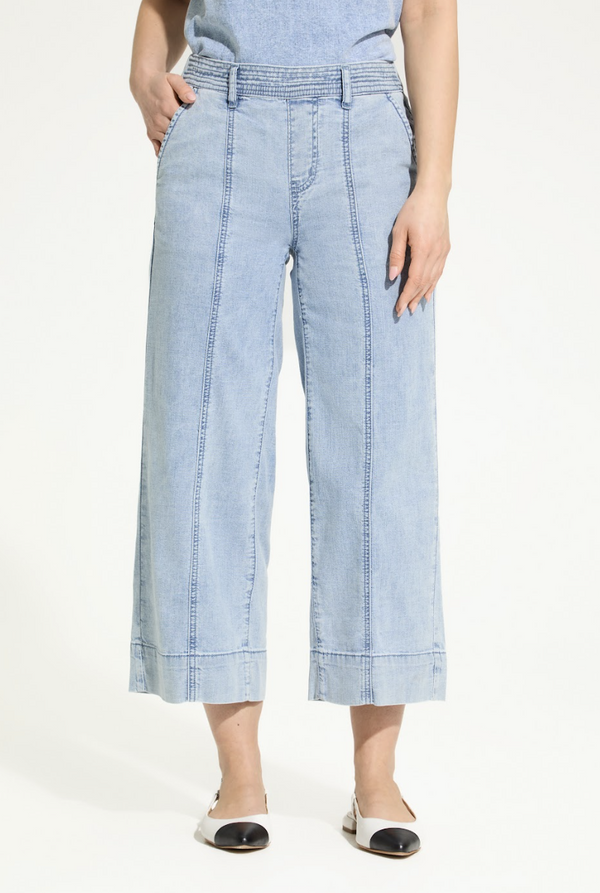 Powder Pull-On Crop Jean