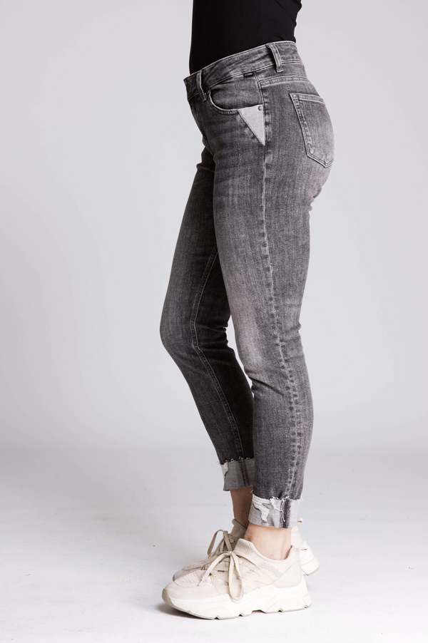 Black Wash Roll Ankle Jean
