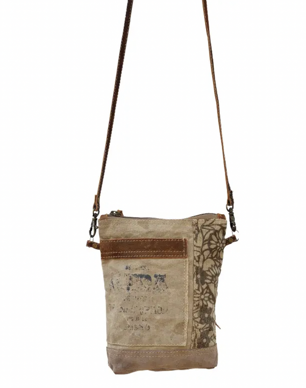 Aida Passport Bag