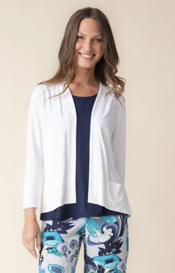 Core Travel Easy White Jacket