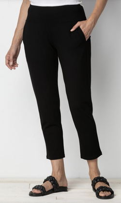 Core Travel Black Straight Pant