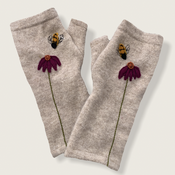 Bee Cashmere Glove