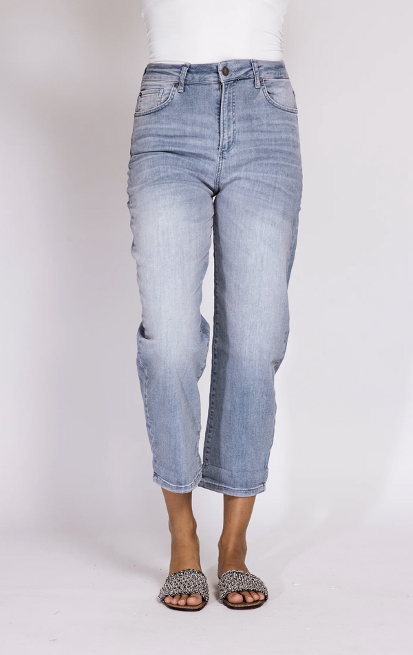 Light Wash Denim Barrel Ankle Jean