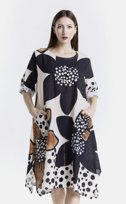 April Flowers Pocket Dress