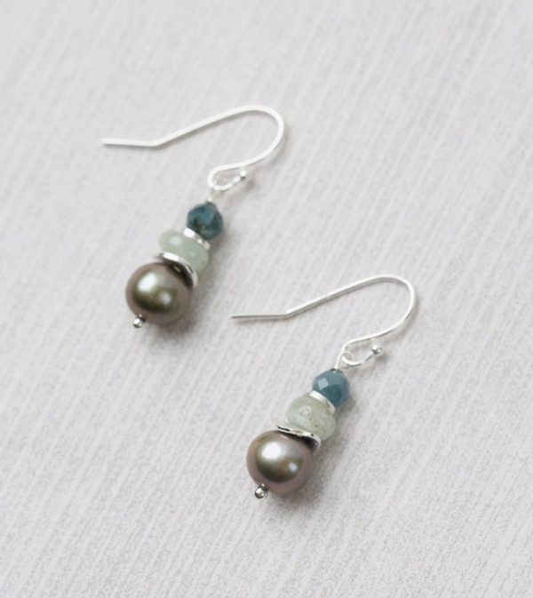 Resilience Aquamarine Pearl Earring