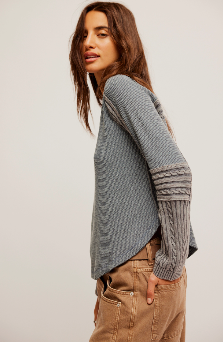 Grey Swinging Cable Cuff Top