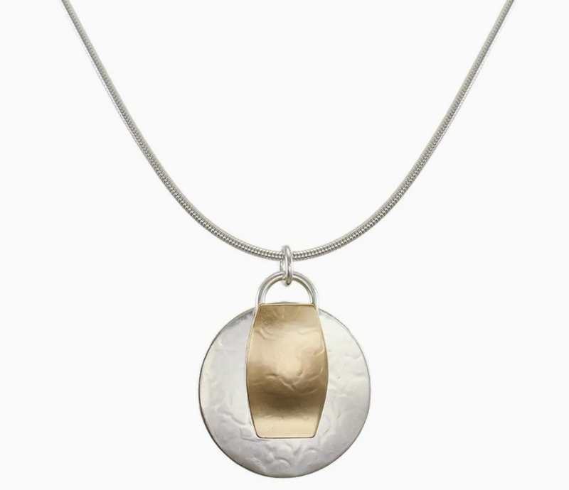 Disc with Wavy Oval Necklace