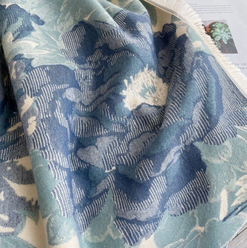 Blue & White Bloom Reversible Wrap