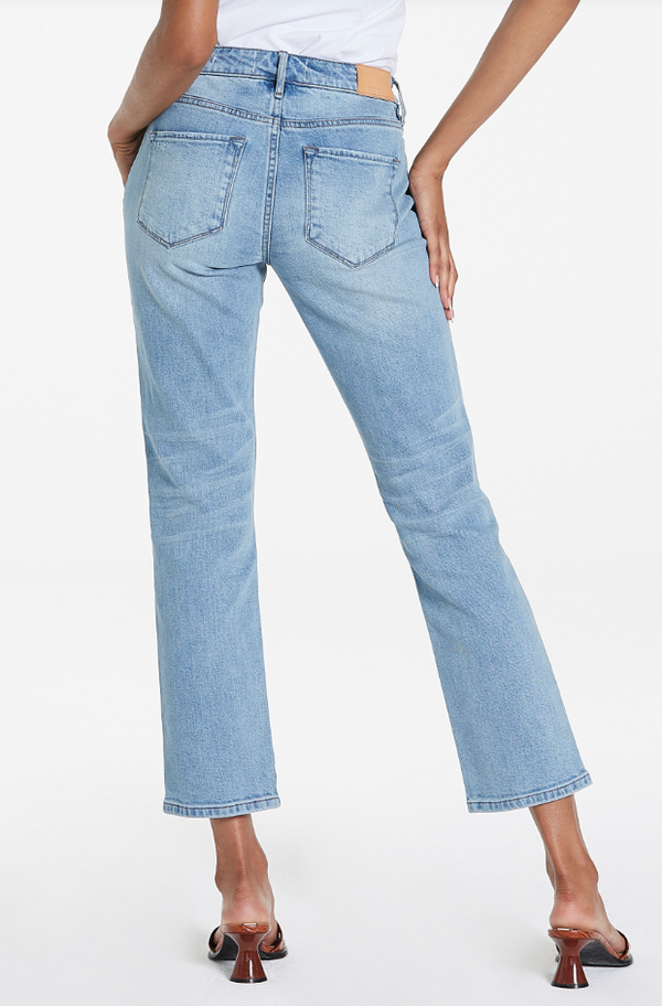 Urban Crop Straight Pant