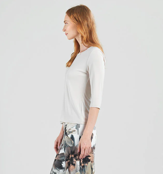 Bone Scoop Neck Half Sleeve Top