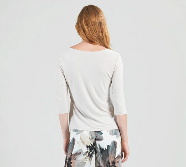 Bone Scoop Neck Half Sleeve Top