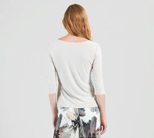Bone Scoop Neck Half Sleeve Top