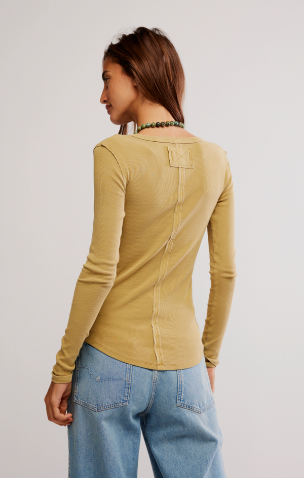 Dried Tabacco Henley Layer Top