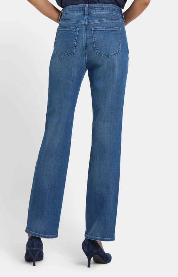 Lake Notre-Dame Straight Jean