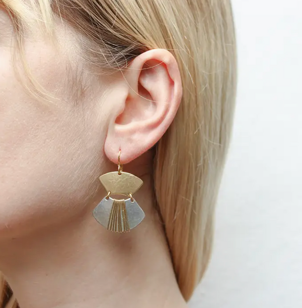 Hinged Fans Wire Earring