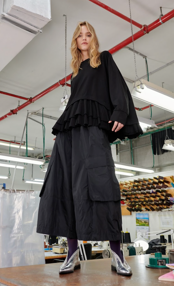 Black Cropped Cargo Pant