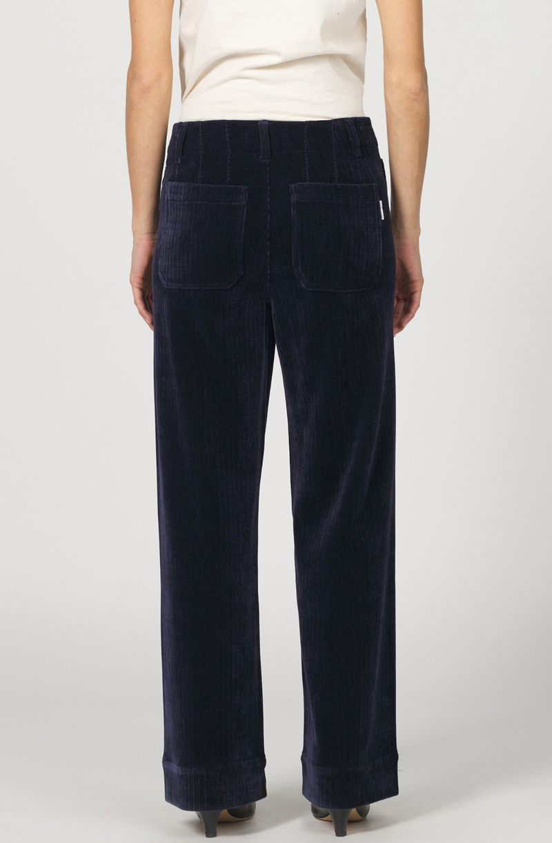 Black Iris Wide Leg Jean