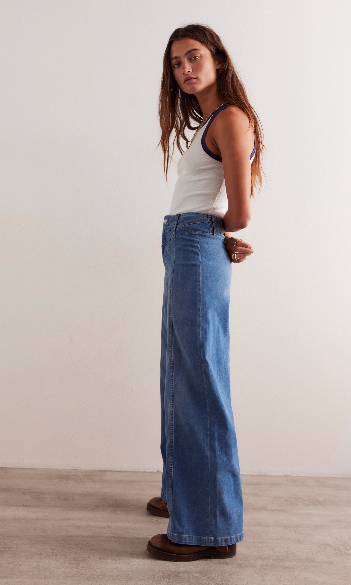 Medium Wash Libre Wide-Leg Jeans