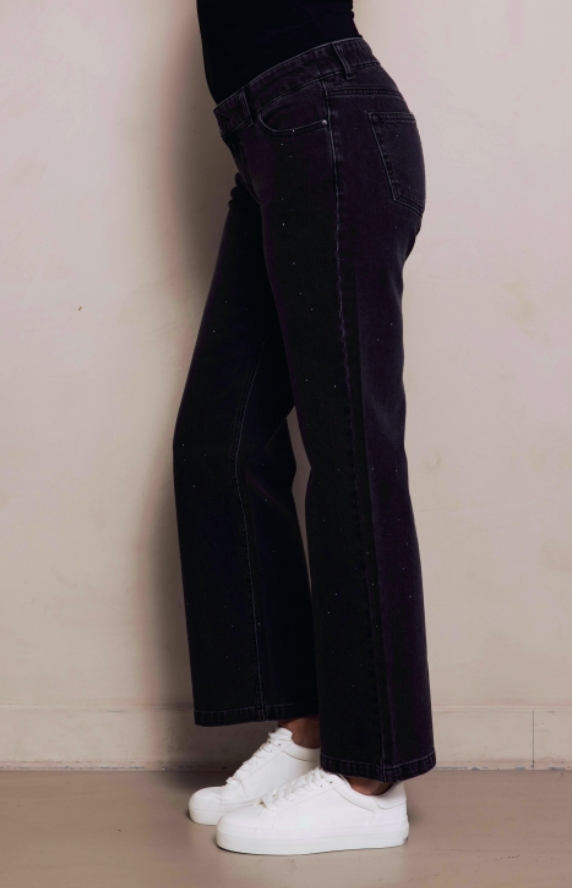 Black Wash Straight Leg Jean