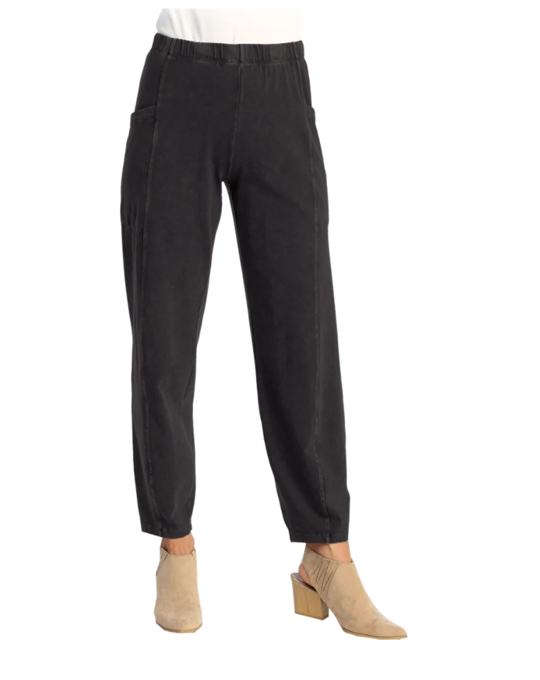 Plus Black Pocket Pant