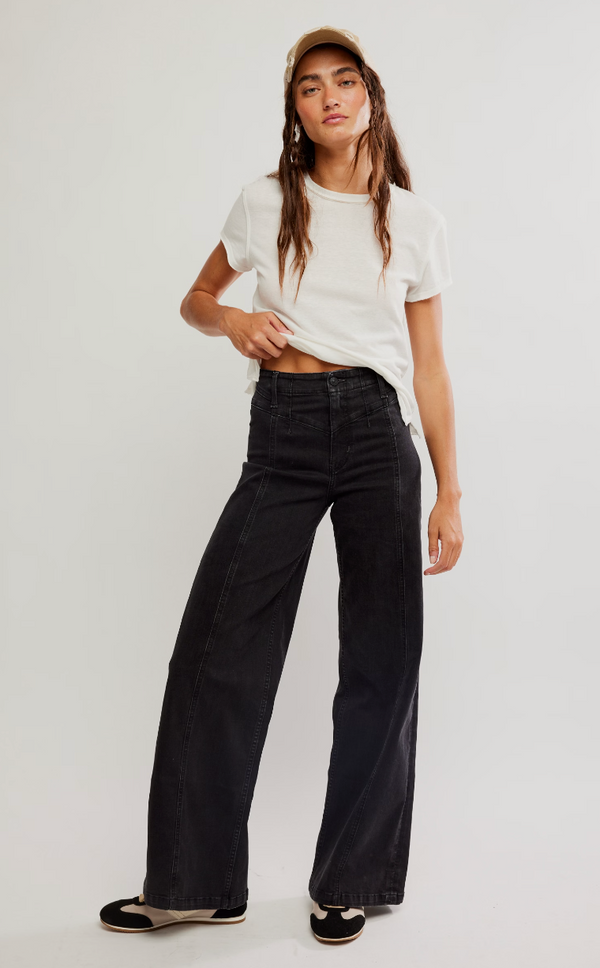 Black Libre Wide-Leg Jeans
