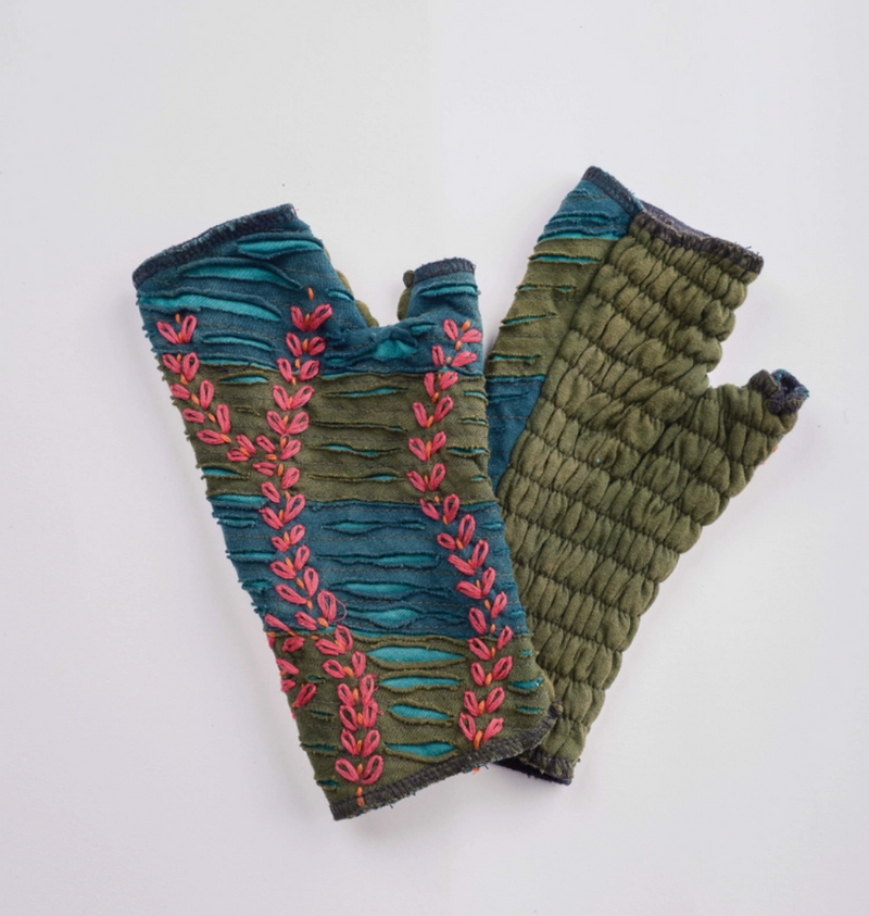 Leaf Embroidered Cotton Hamdwarmer