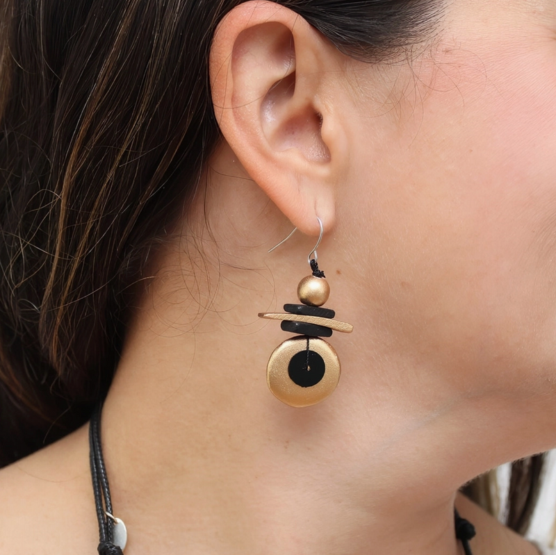 Assuta Gold Drop Earring