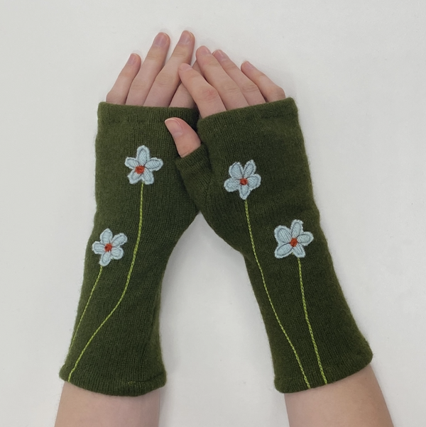 Blue & Olive Wildflower Cashmere Glove