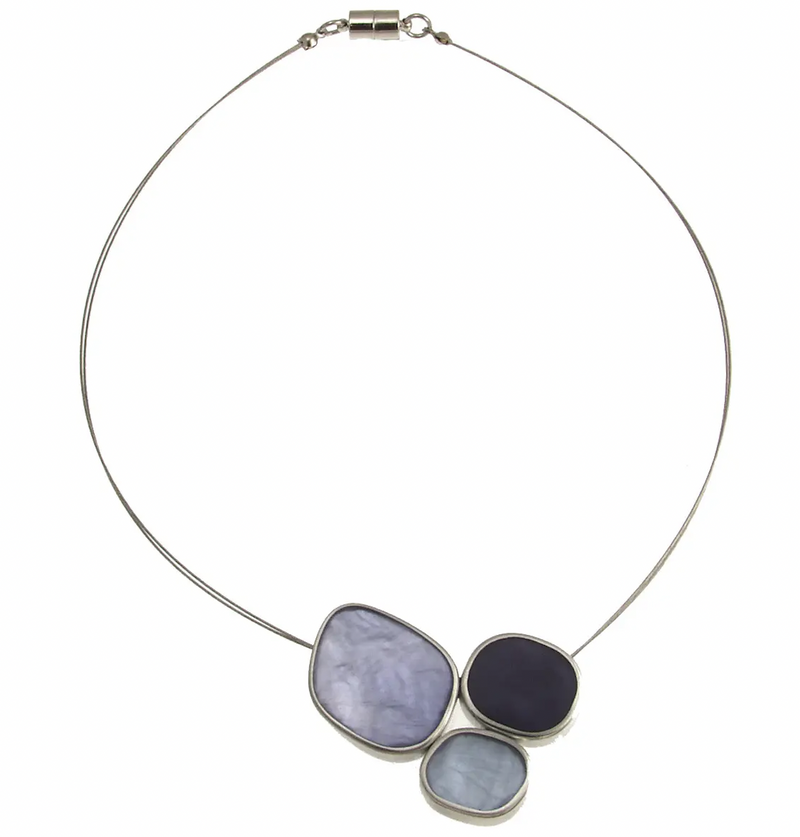 Periwinkle Resin Tri Necklace