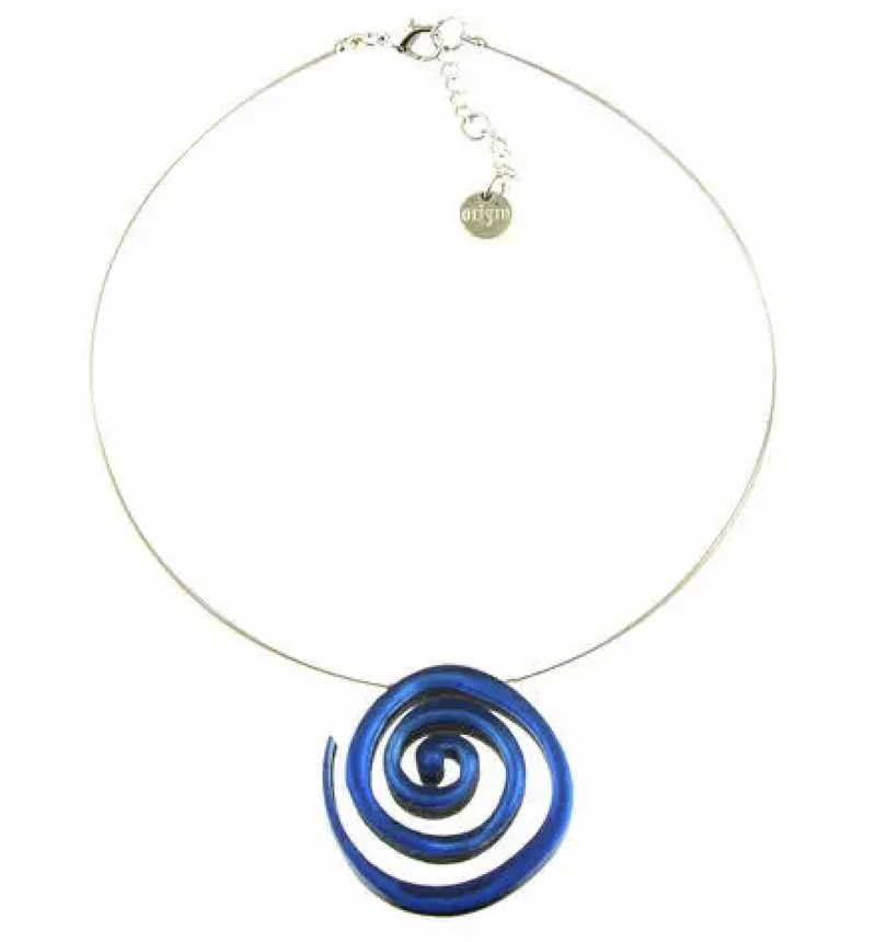 Royal Resin Spiral Necklace