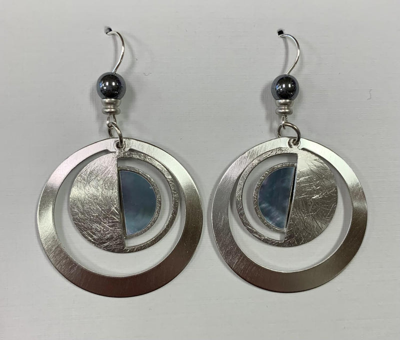 Etched Silver Moon MOP Earring