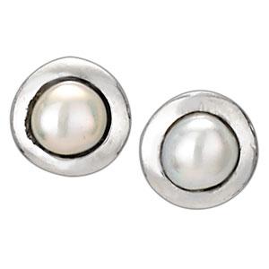 Pearl Studs