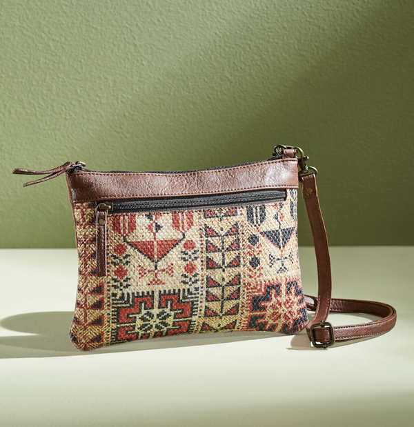 Lola Dhurrie Crossbody